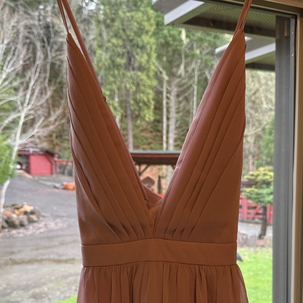Lulu's Dress - Picture 3 of 6